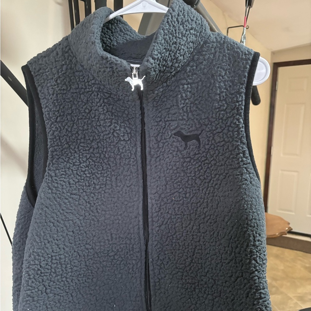 VS Vest